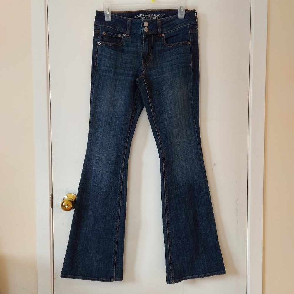 NWOT American Eagle Boot Cut Jeans - Artist